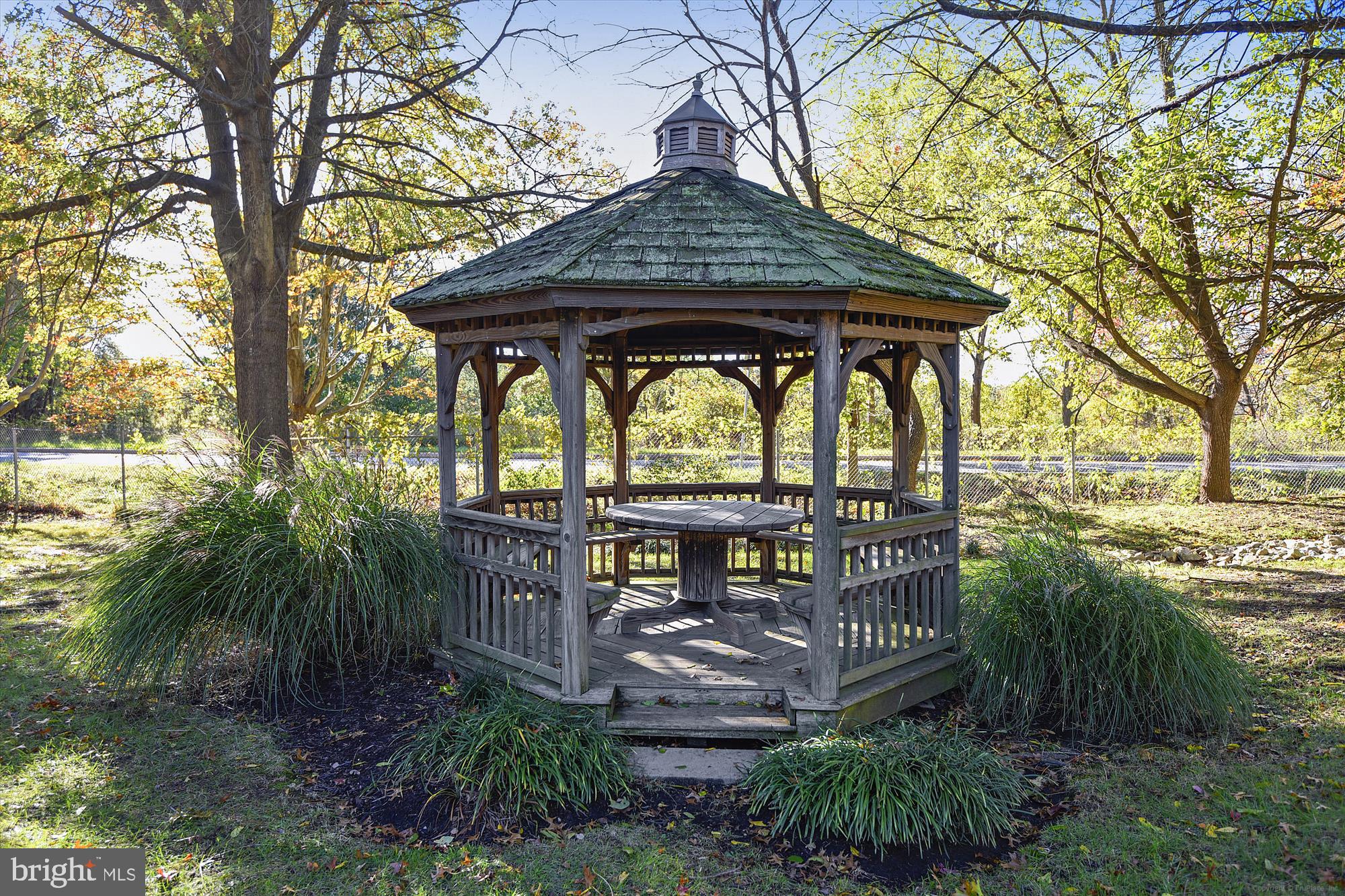 RIVA COMMONS - Residential