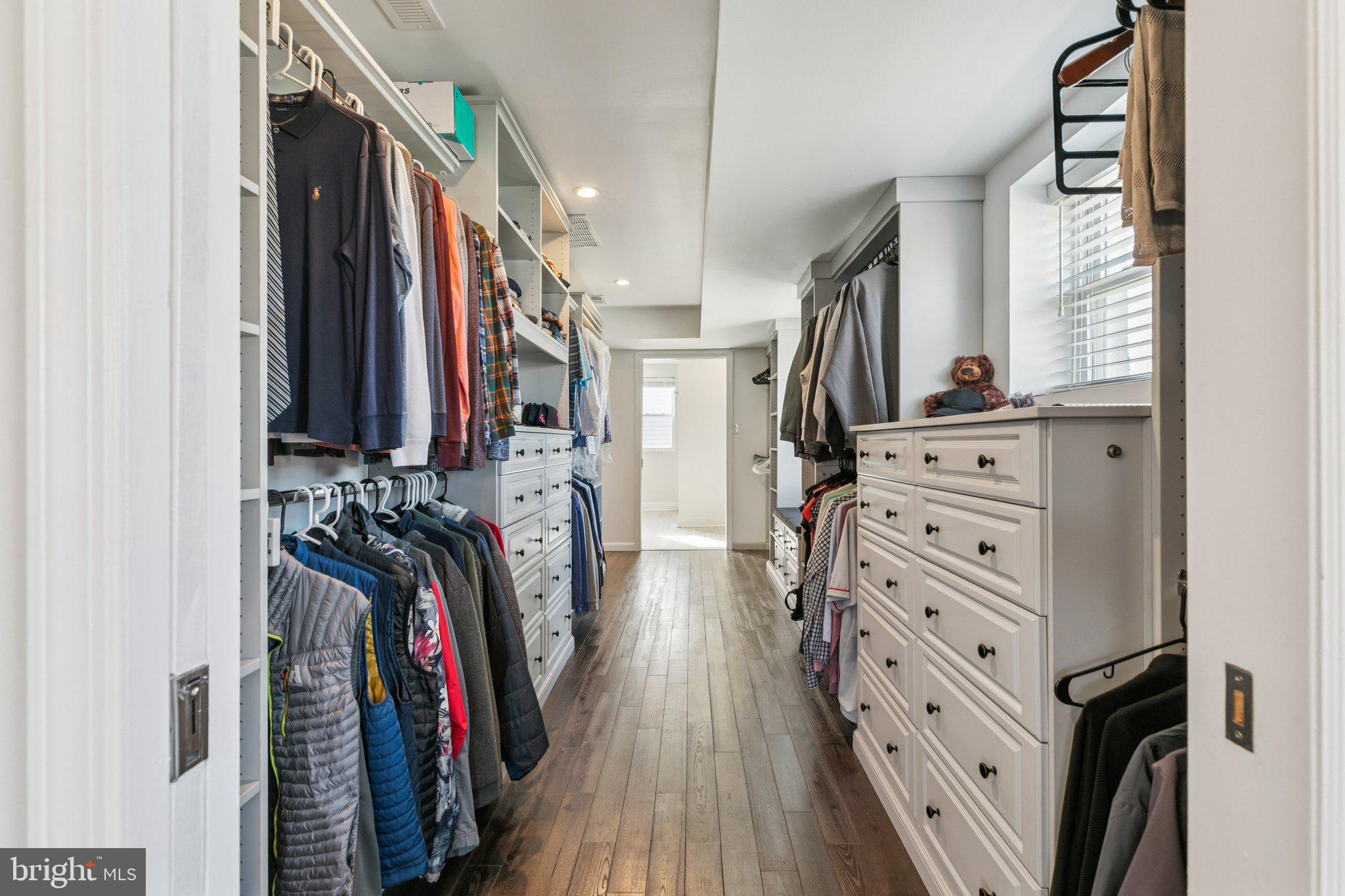 PASSYUNK SQUARE - Residential