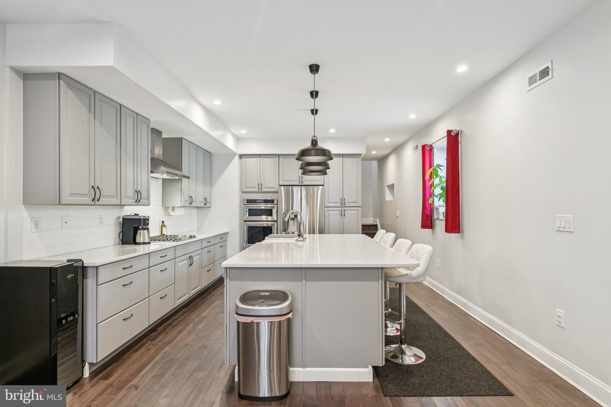 PASSYUNK SQUARE - Residential