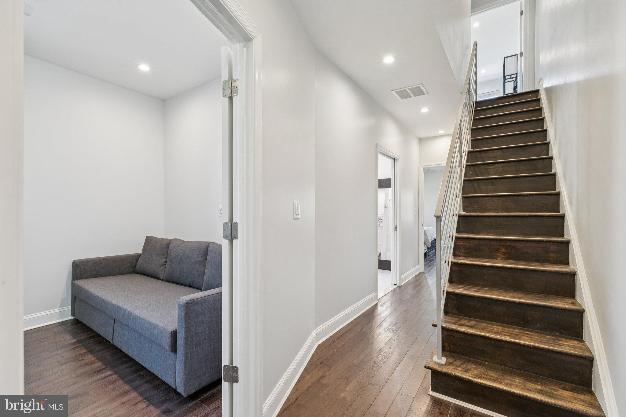 PASSYUNK SQUARE - Residential