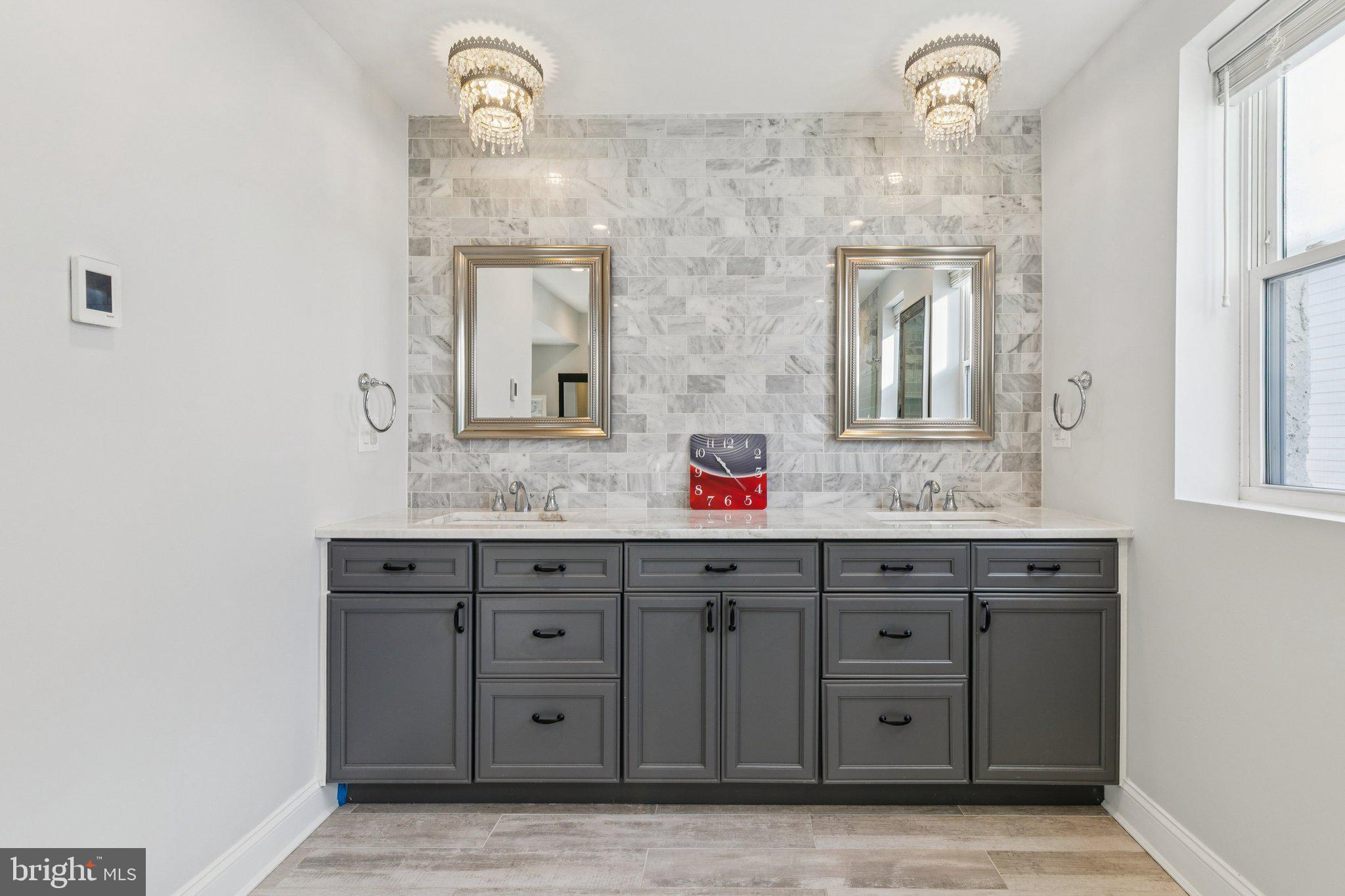 PASSYUNK SQUARE - Residential