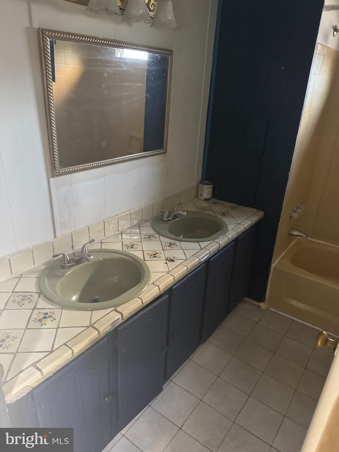 1014 WILLOW STREET PIKE 8