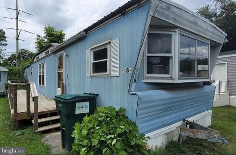 1014 WILLOW STREET PIKE 8 LANCASTER PA 17602