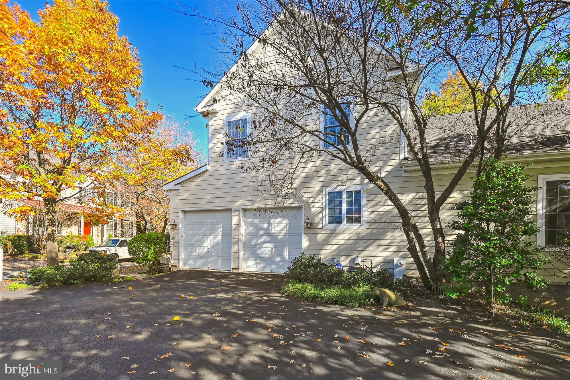 NORTH ROLAND PARK - Residential