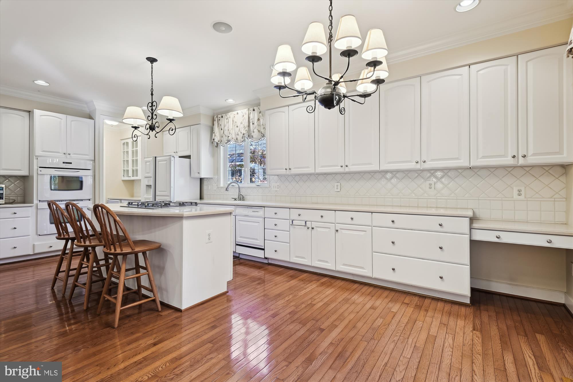 NORTH ROLAND PARK - Residential