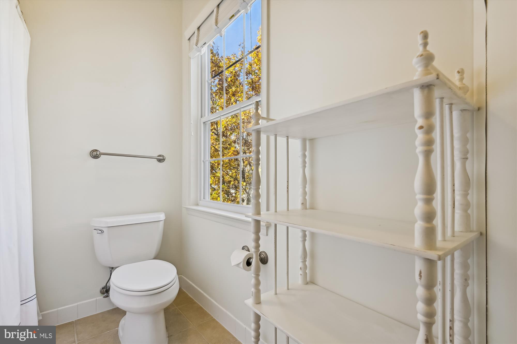 NORTH ROLAND PARK - Residential