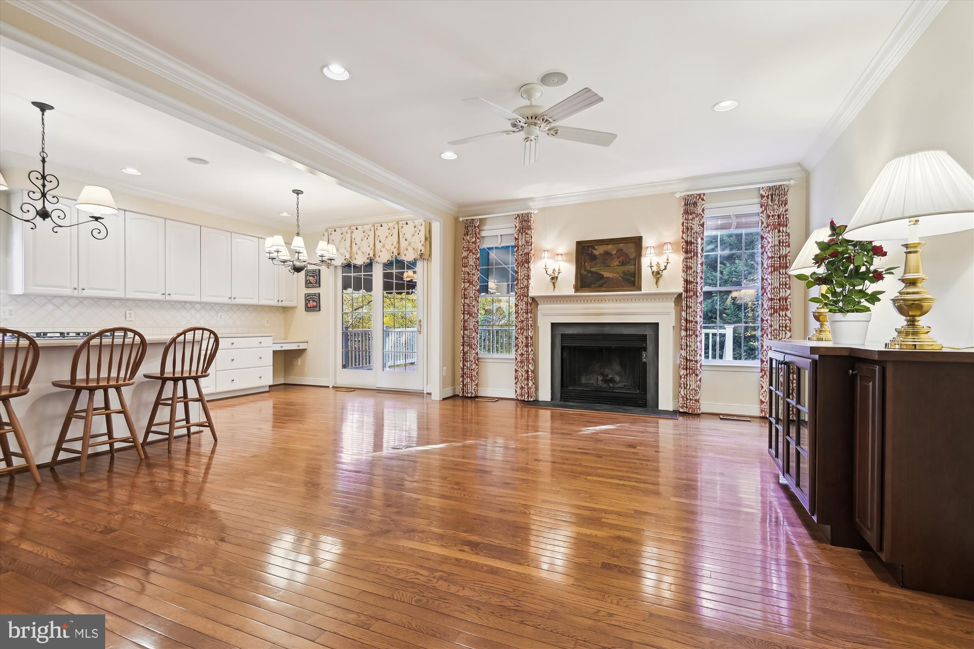 NORTH ROLAND PARK - Residential