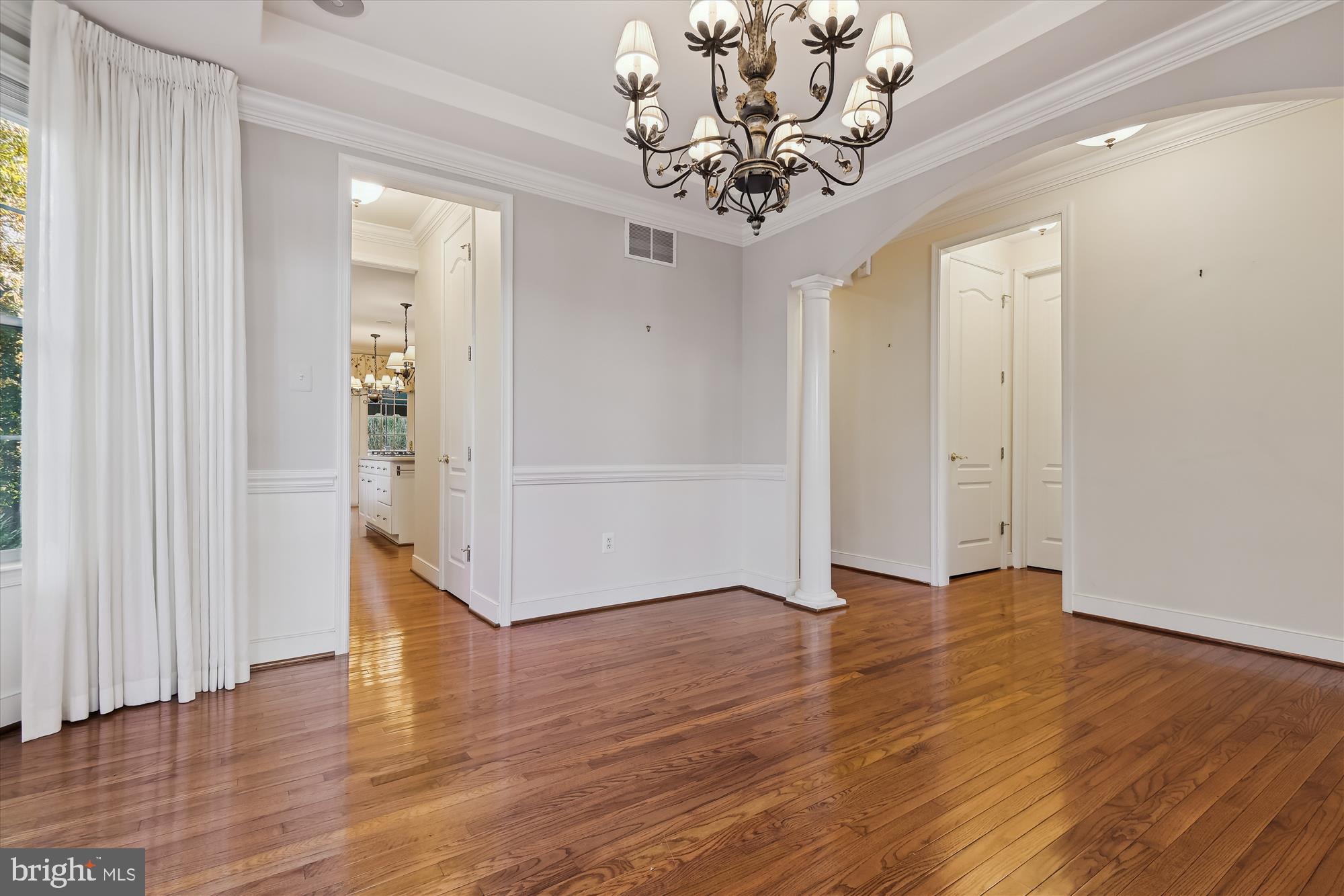 NORTH ROLAND PARK - Residential