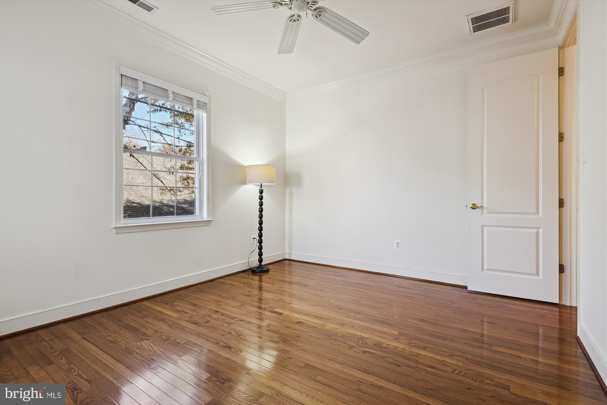 NORTH ROLAND PARK - Residential