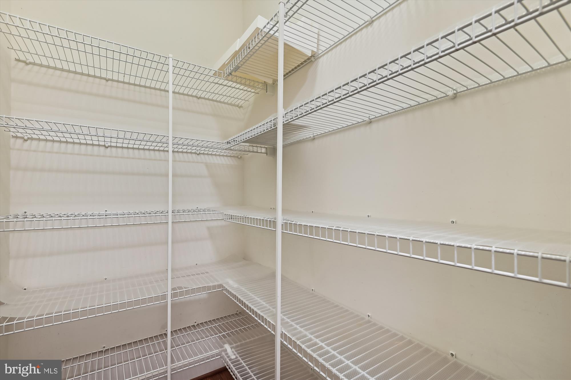 NORTH ROLAND PARK - Residential