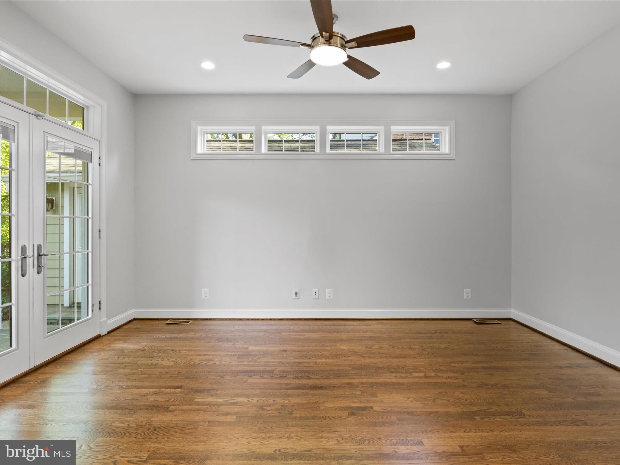 GREENWAY DOWNS - Residential Lease