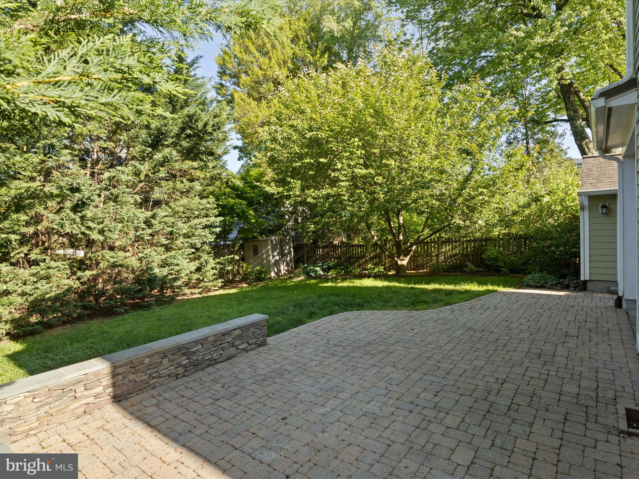 GREENWAY DOWNS - Residential Lease