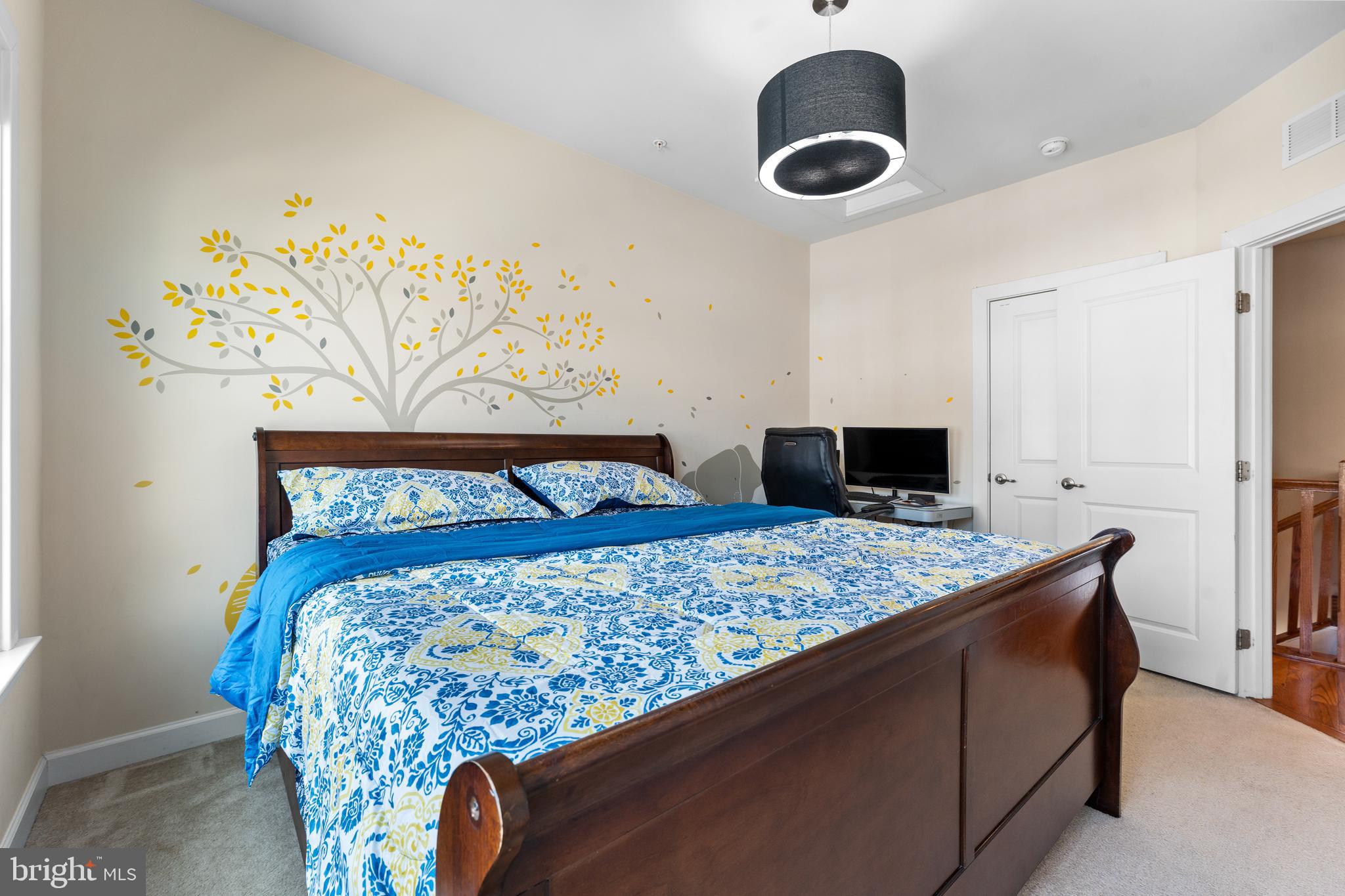 TAYLOR VILLAGE - Residential