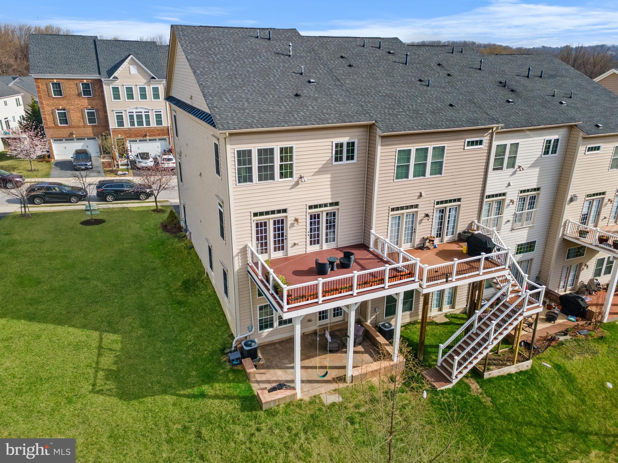 TAYLOR VILLAGE - Residential