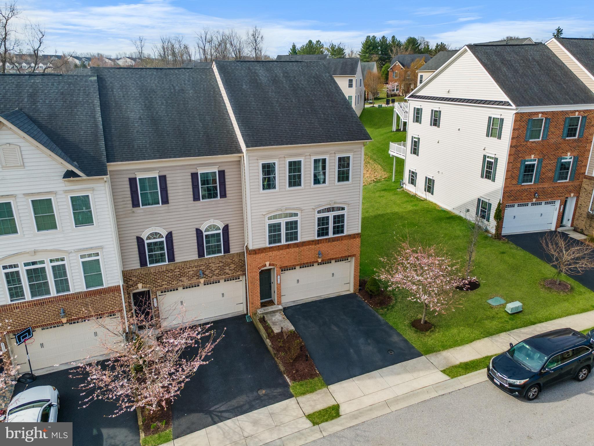 TAYLOR VILLAGE - Residential