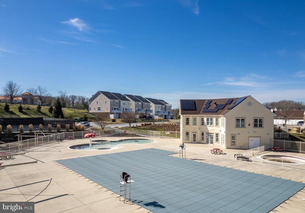 TAYLOR VILLAGE - Residential