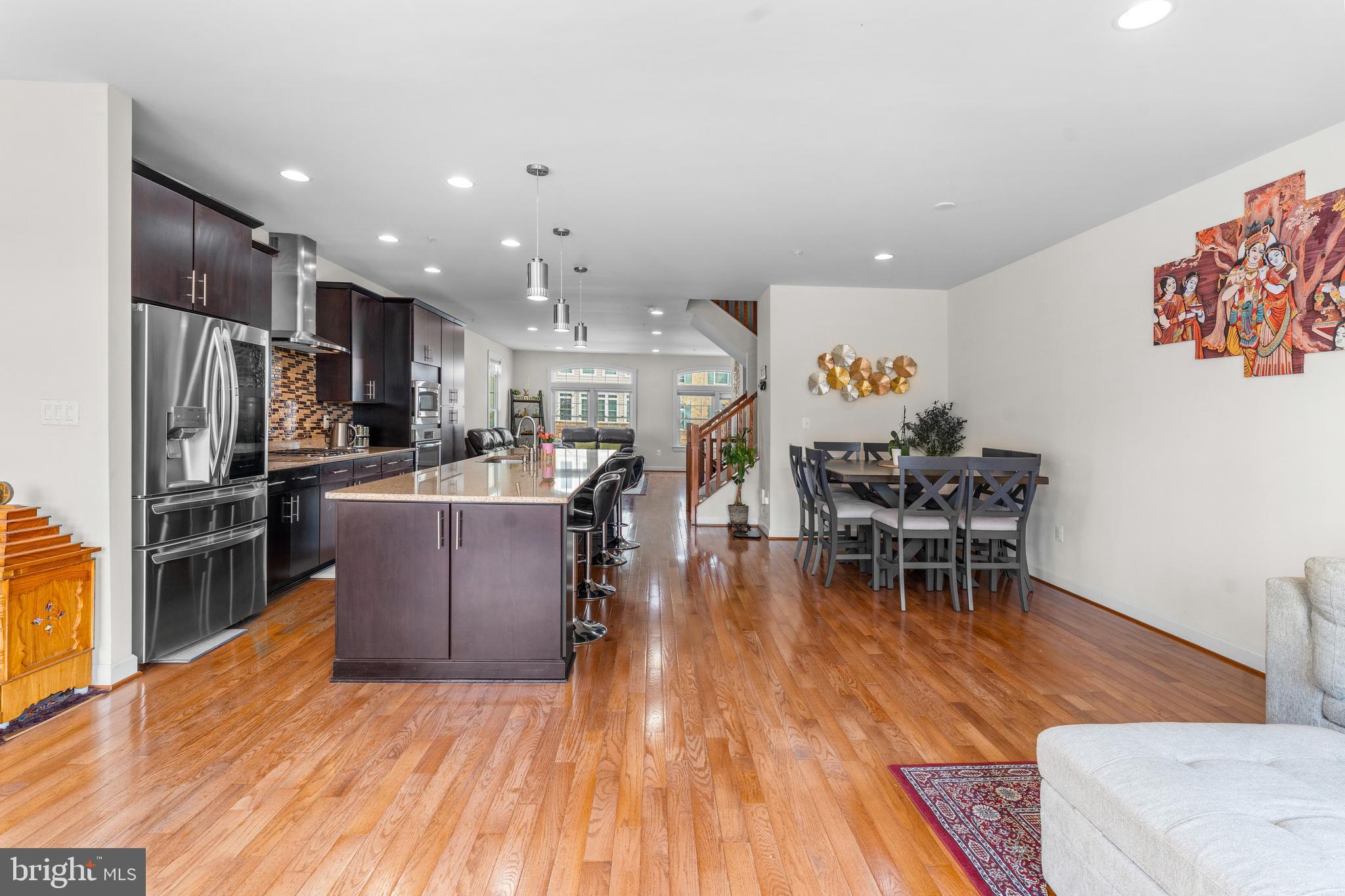 TAYLOR VILLAGE - Residential