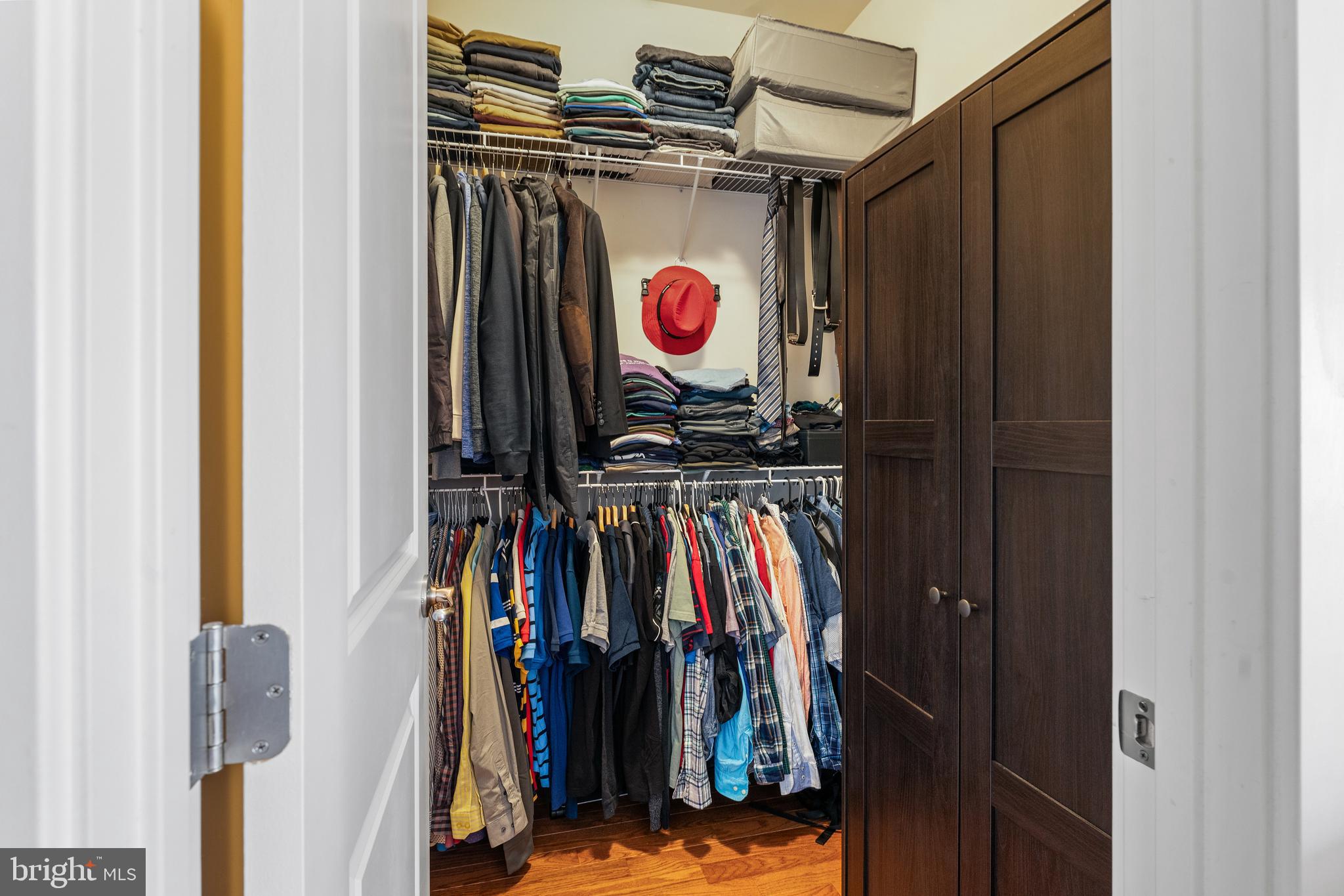 TAYLOR VILLAGE - Residential