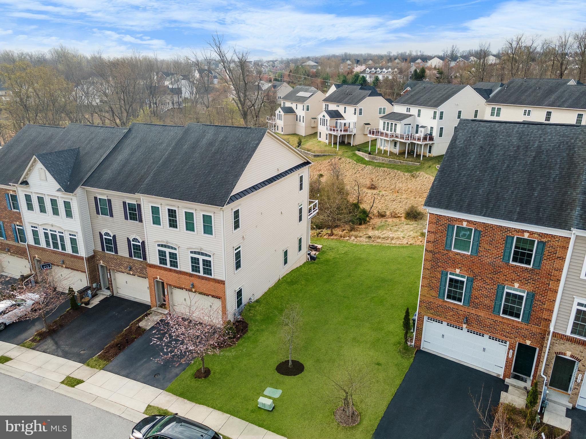 TAYLOR VILLAGE - Residential