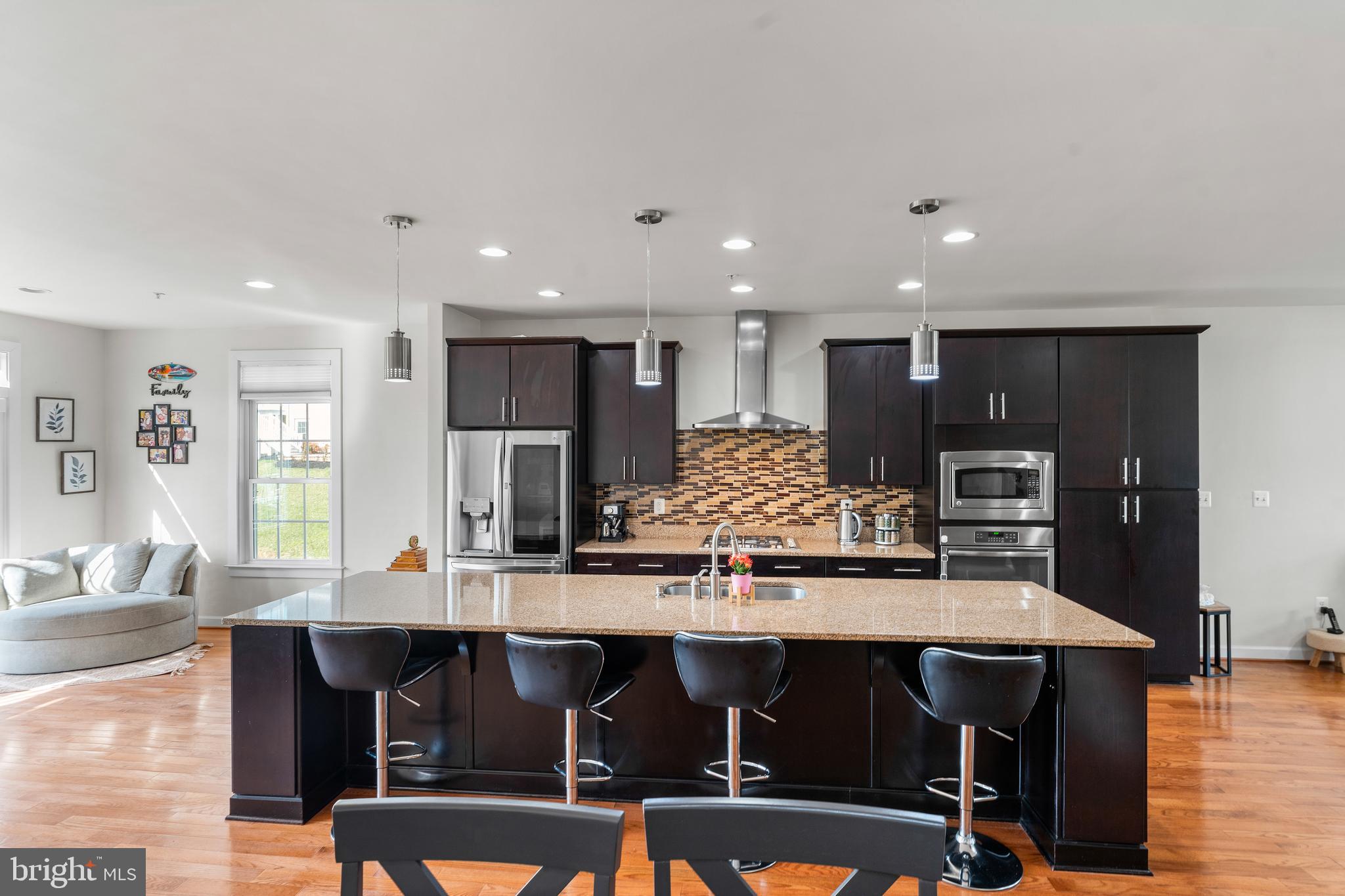 TAYLOR VILLAGE - Residential