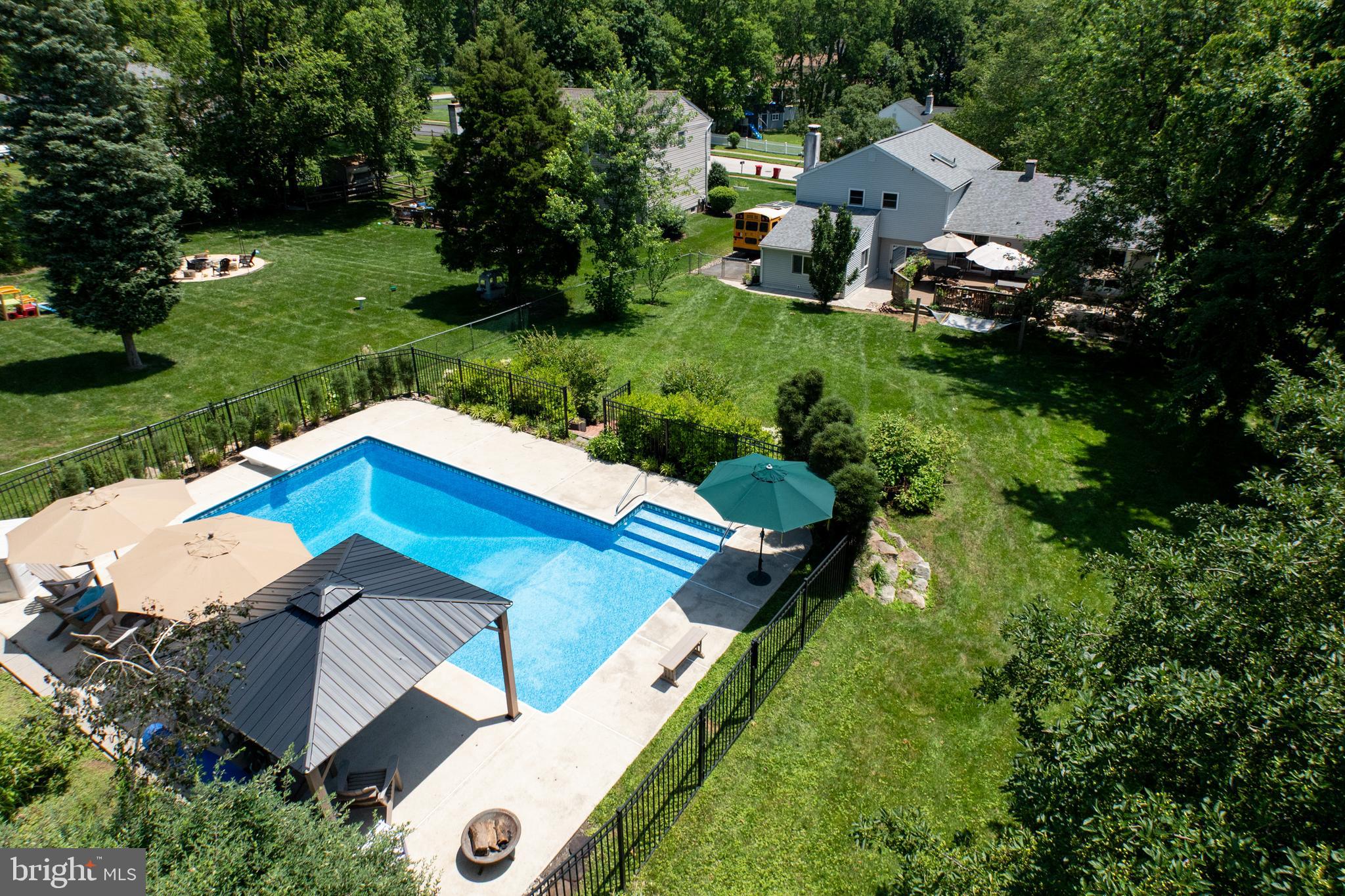 3763 STOUGHTON ROAD