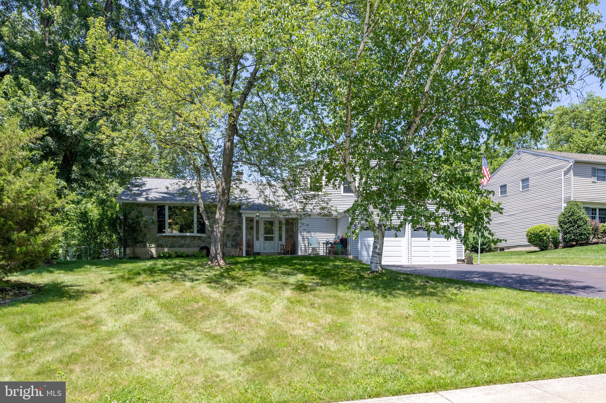 3763 STOUGHTON ROAD