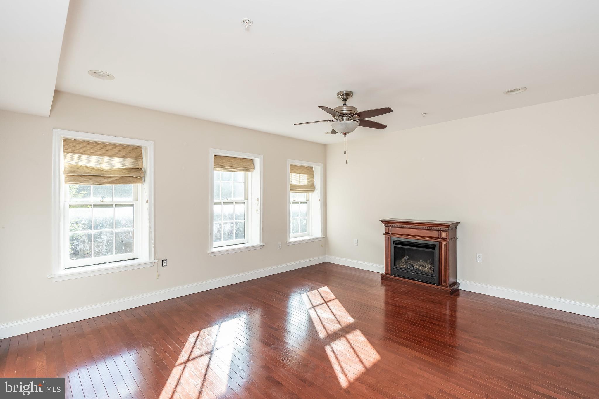 FELLS POINT HISTORIC DISTRICT - Residential Lease