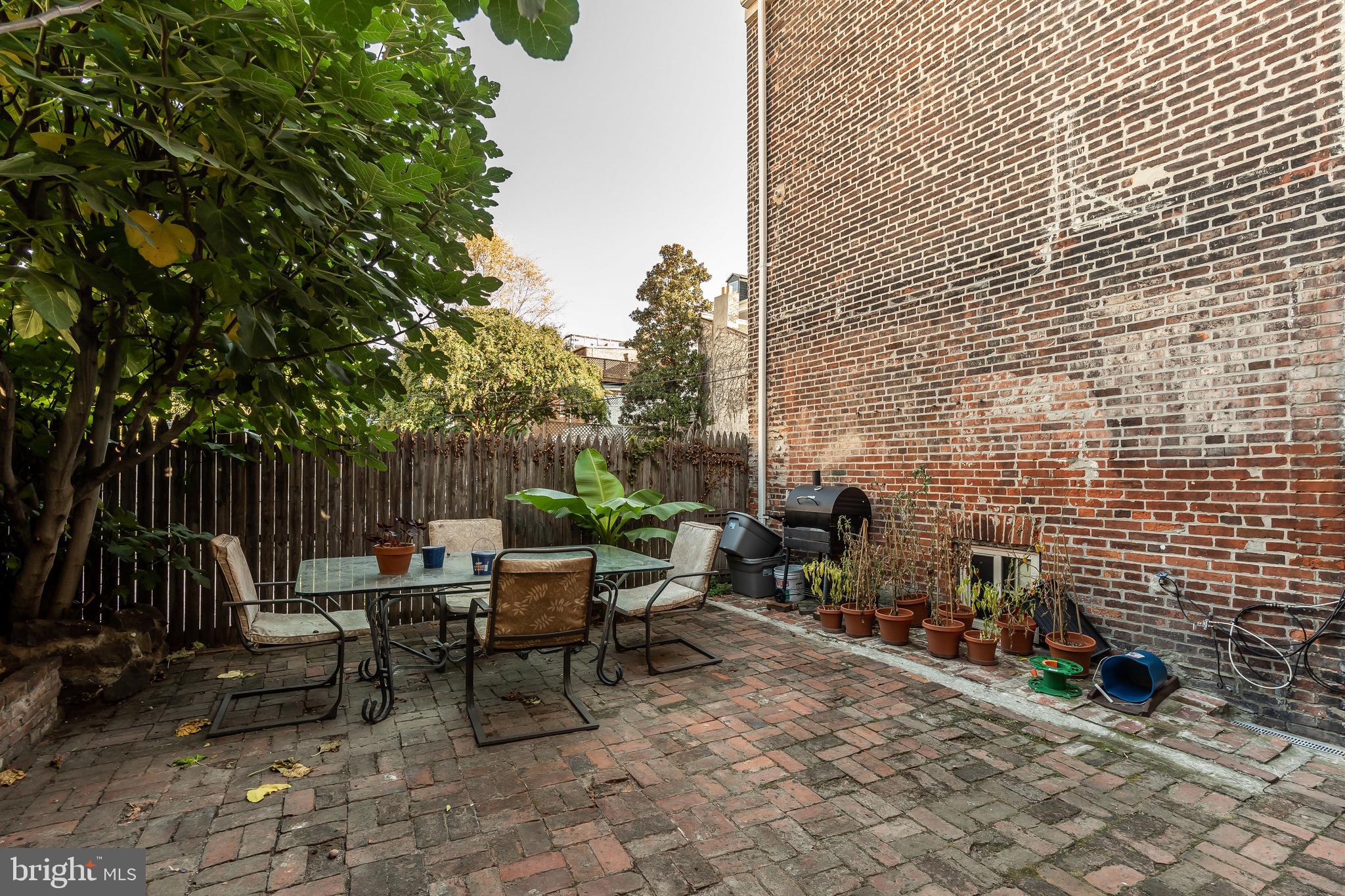 FELLS POINT HISTORIC DISTRICT - Residential Lease