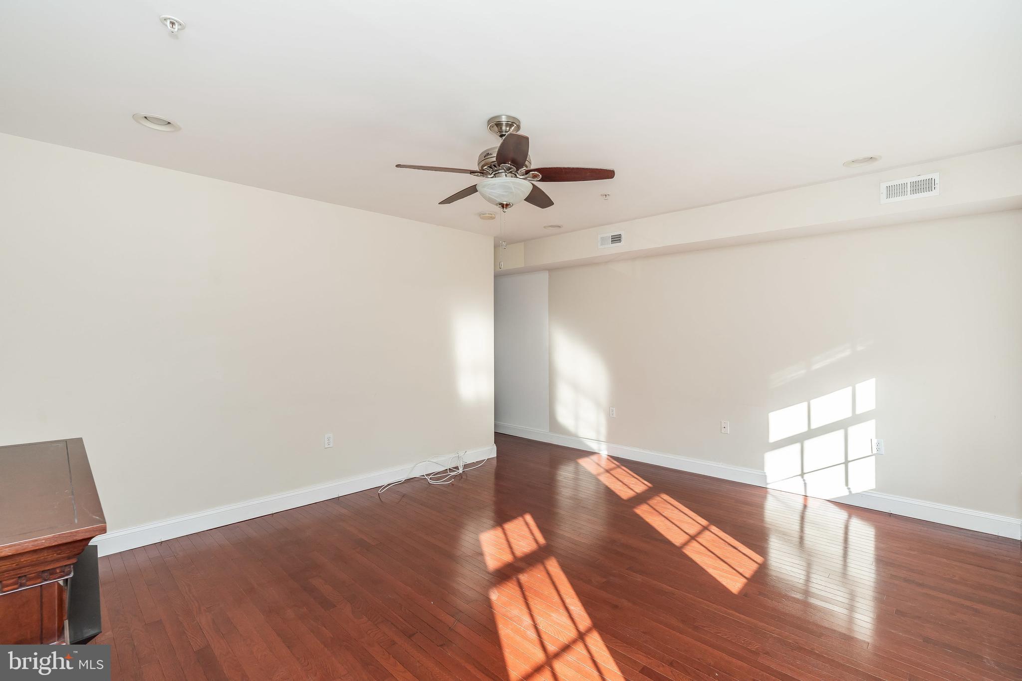 FELLS POINT HISTORIC DISTRICT - Residential Lease