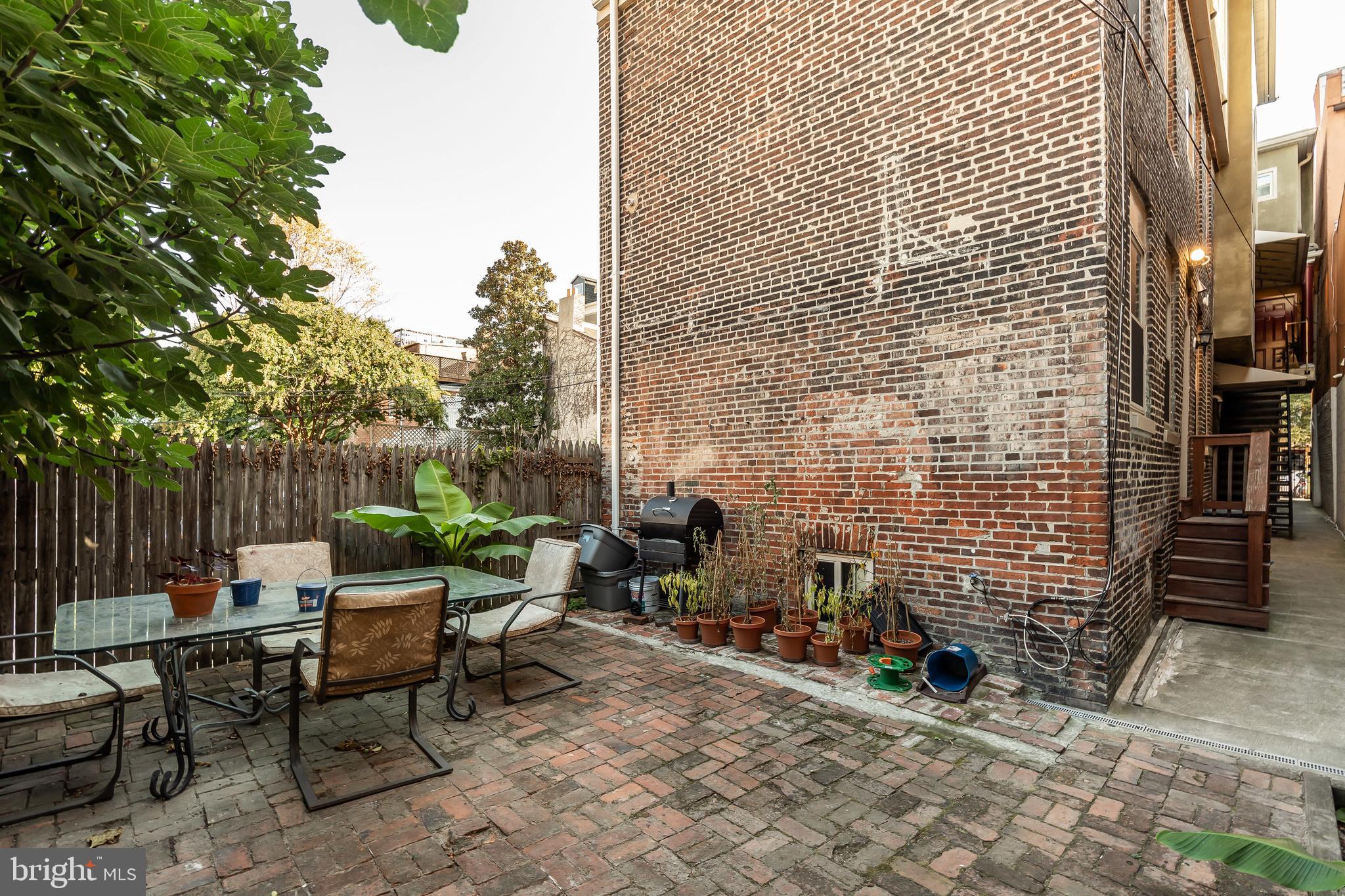 FELLS POINT HISTORIC DISTRICT - Residential Lease