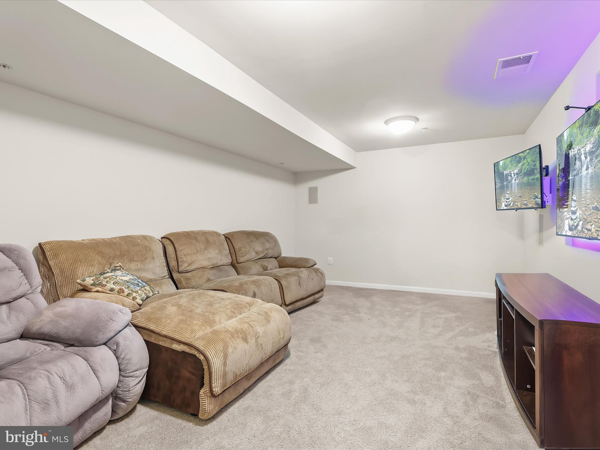 EAGLES REST - Residential