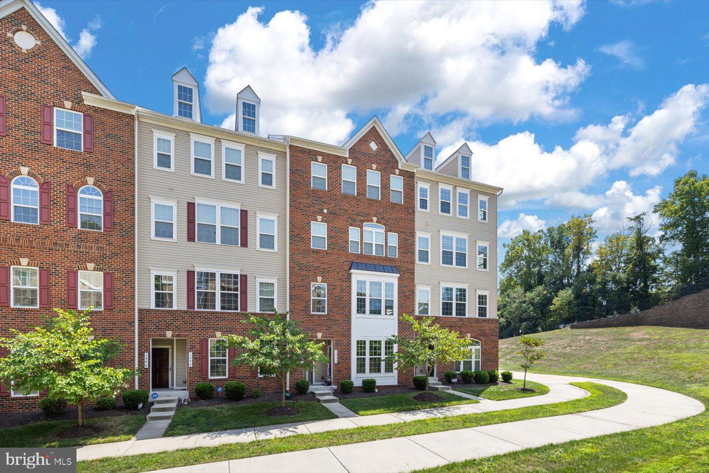 BRIARWOOD - Residential