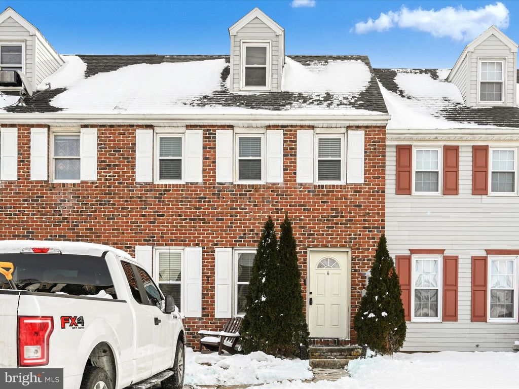 Photo of 119 Ashley Dr, EPHRATA, PA 17522 (MLS # PALA2062906)