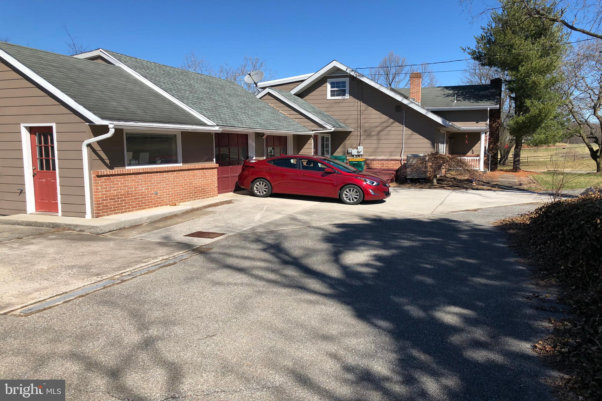 HAGERSTOWN - Residential