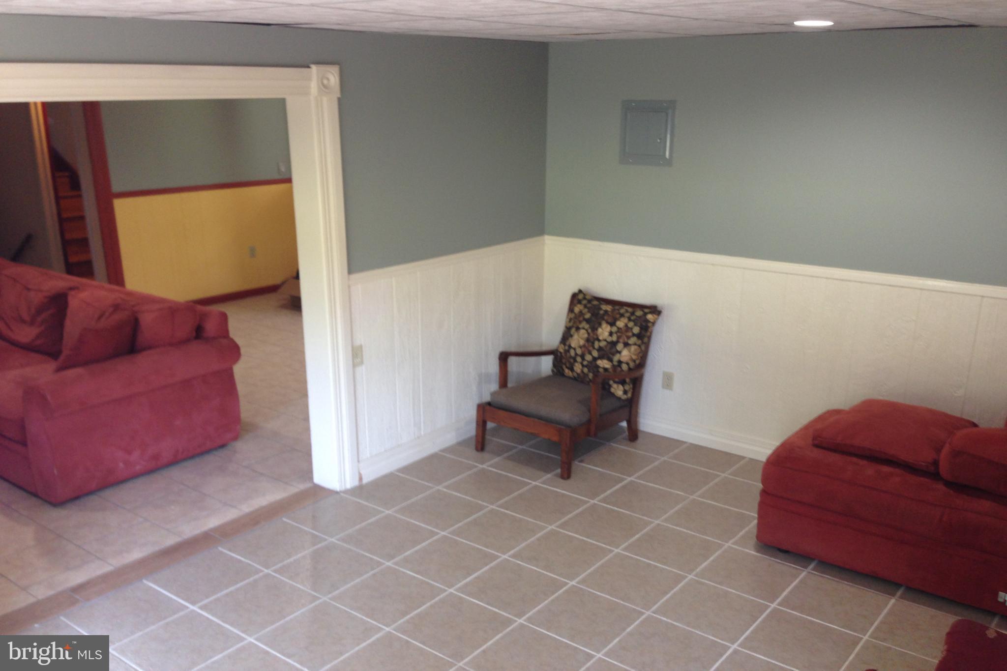 HAGERSTOWN - Residential