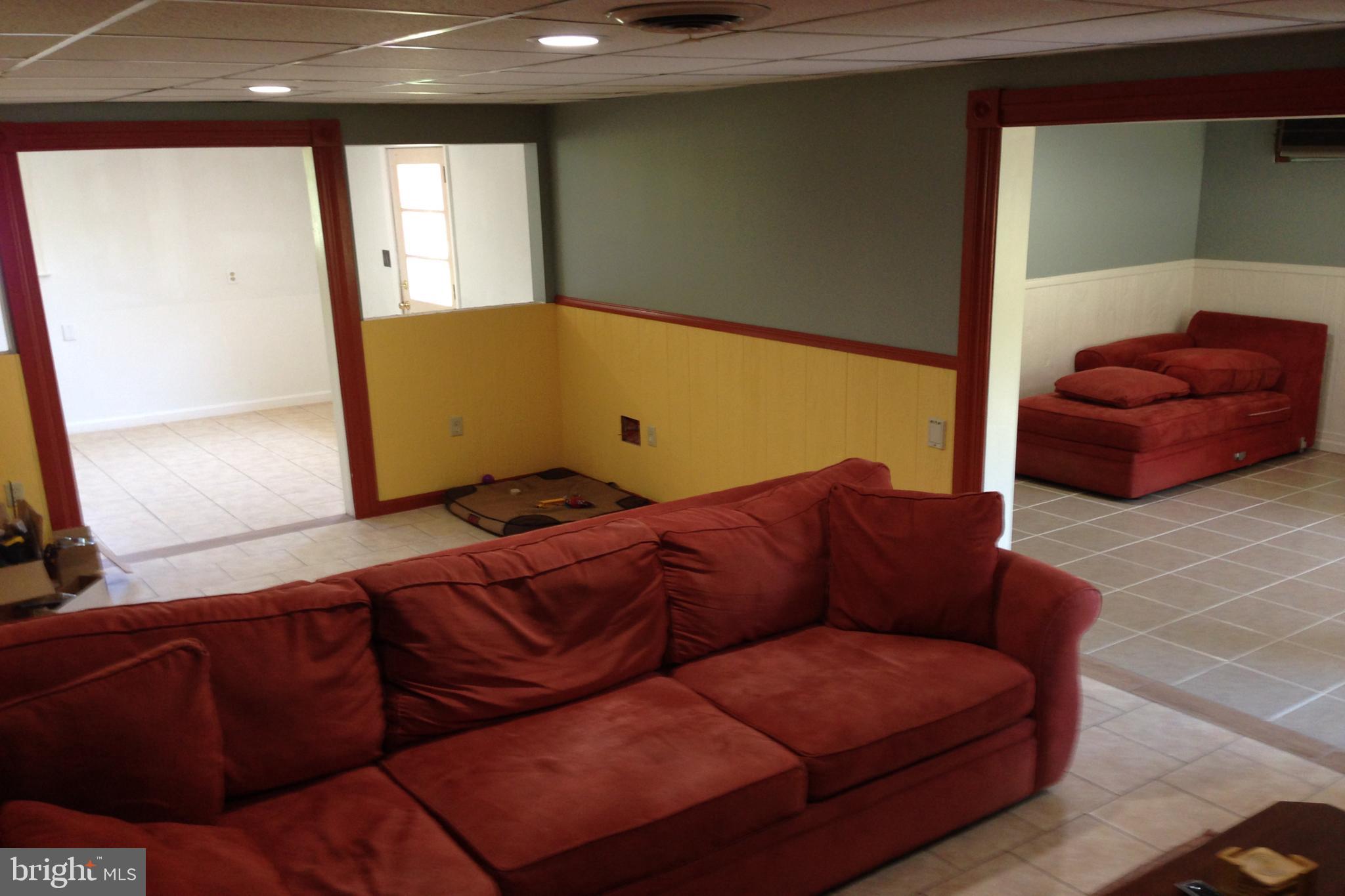 HAGERSTOWN - Residential