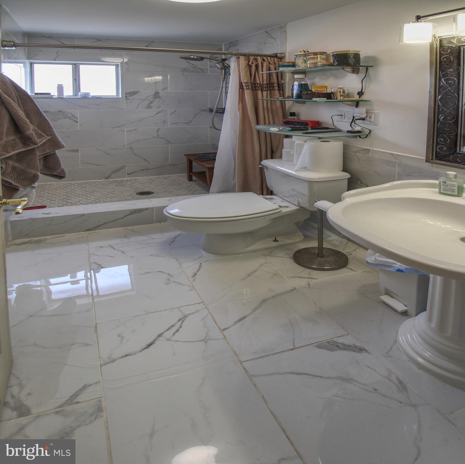 HAGERSTOWN - Residential