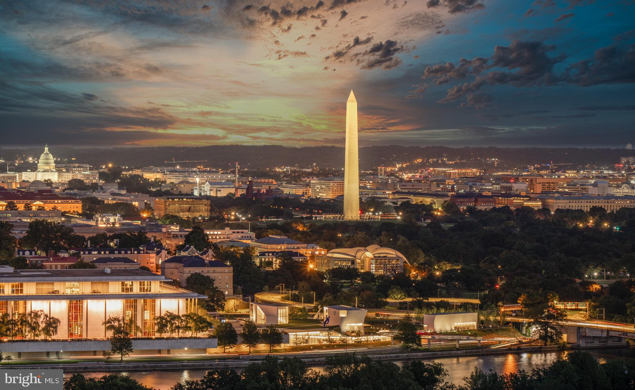 ROSSLYN - Residential Lease