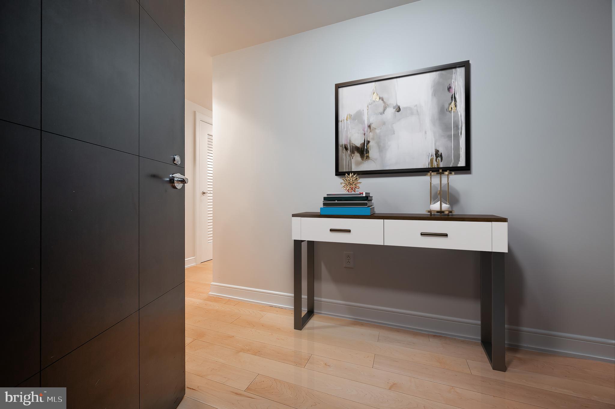 ROSSLYN - Residential Lease