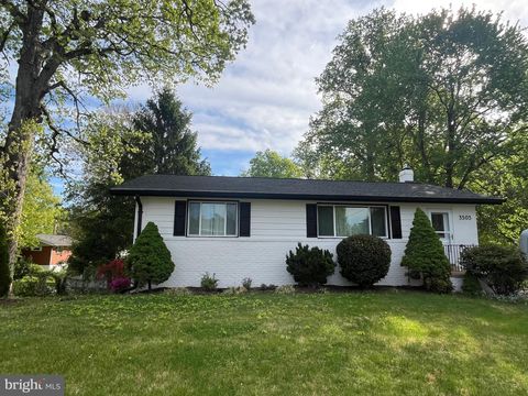 Photo of 3503 Jean Street, FAIRFAX, VA 22030 (MLS # VAFC2008164)