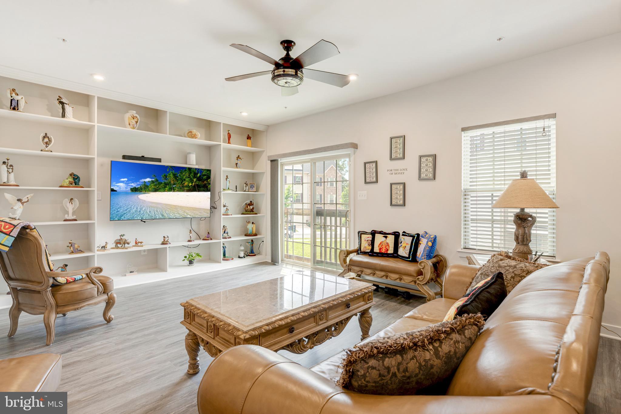 SIGNATURE CLUB - Residential