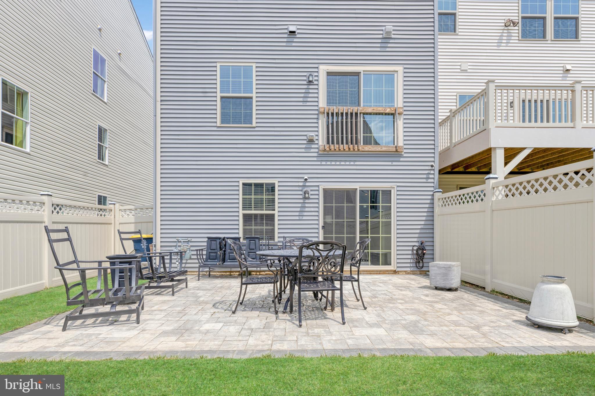 SIGNATURE CLUB - Residential