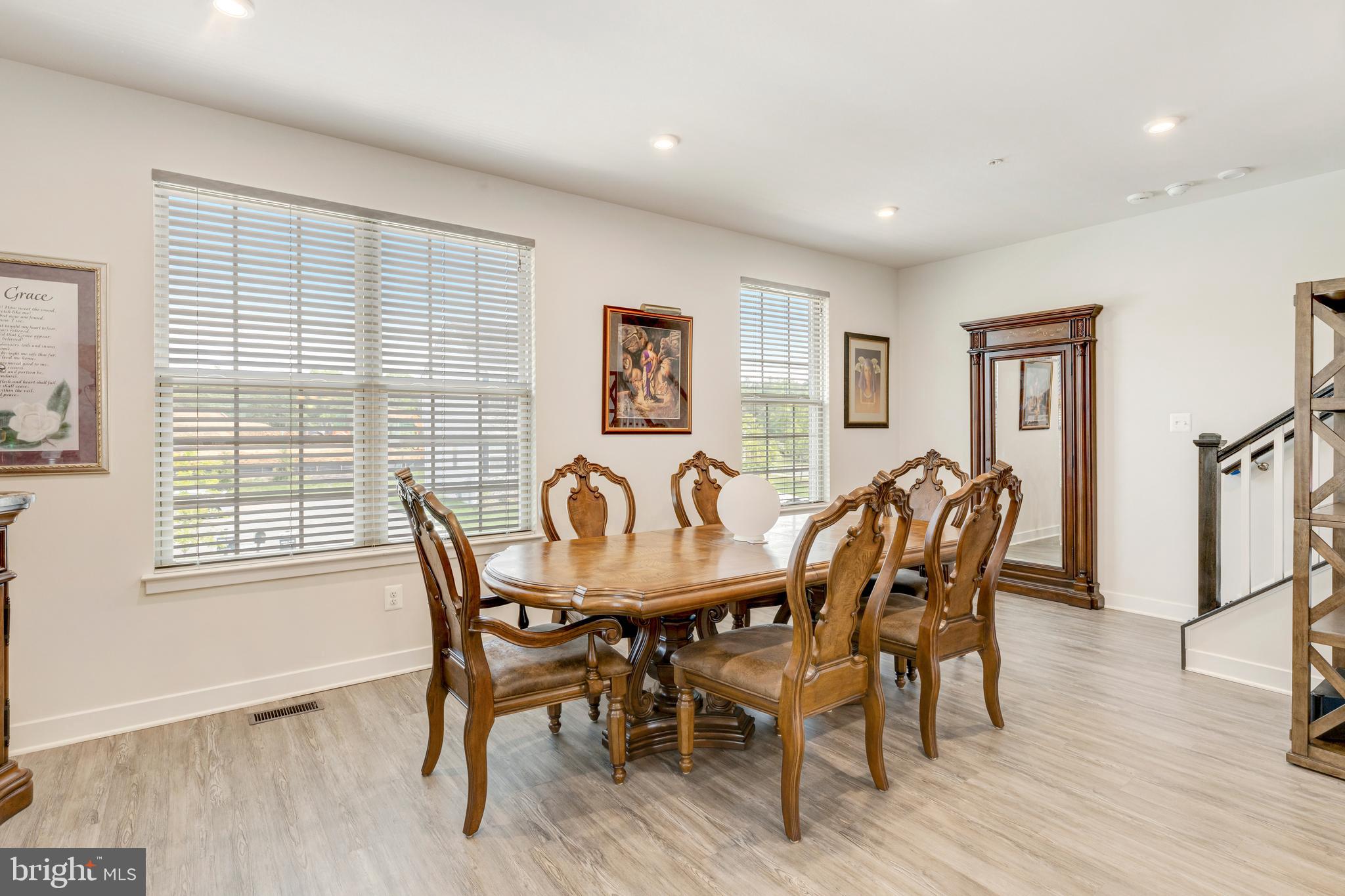 SIGNATURE CLUB - Residential