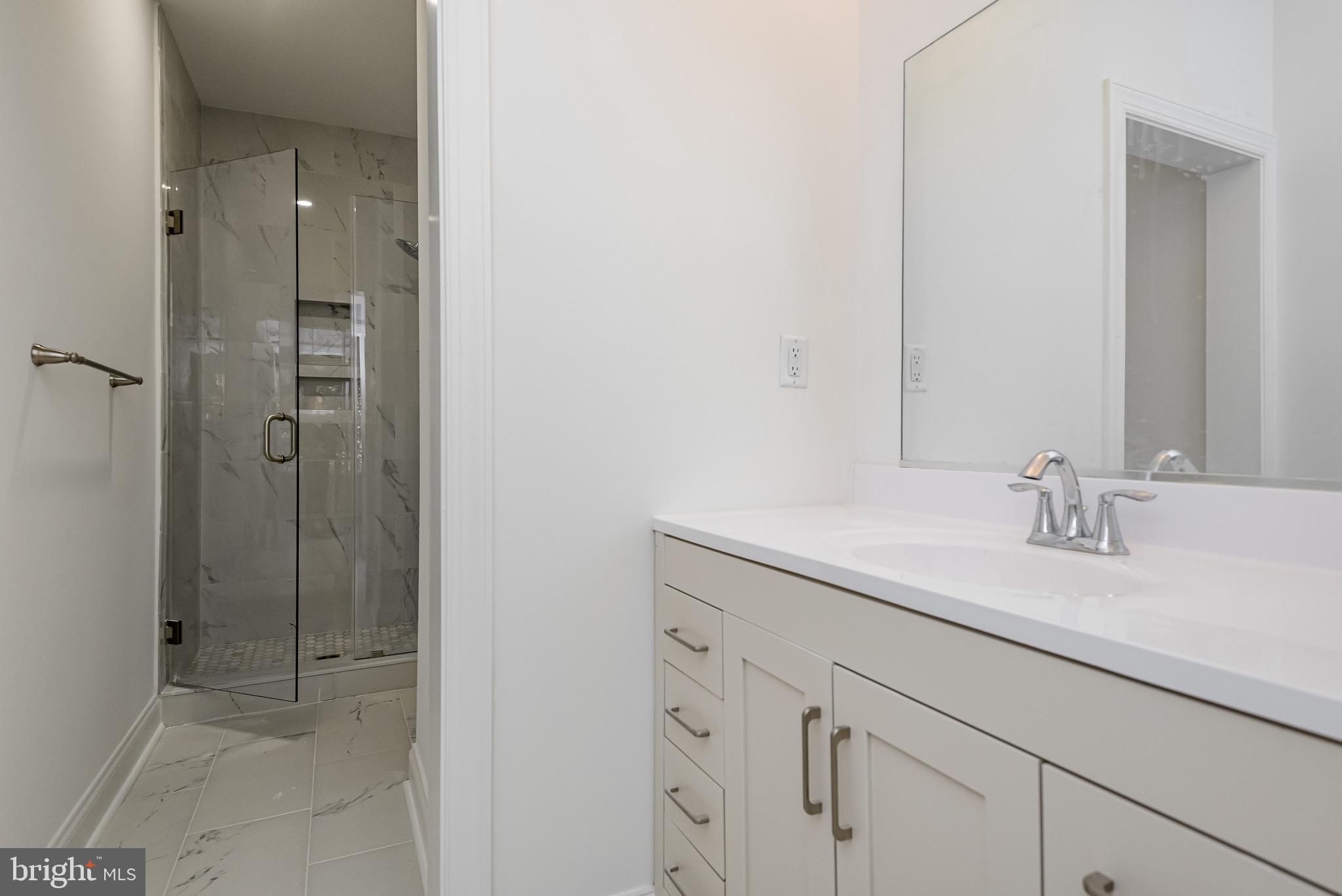 OYSTER HARBOR - Residential