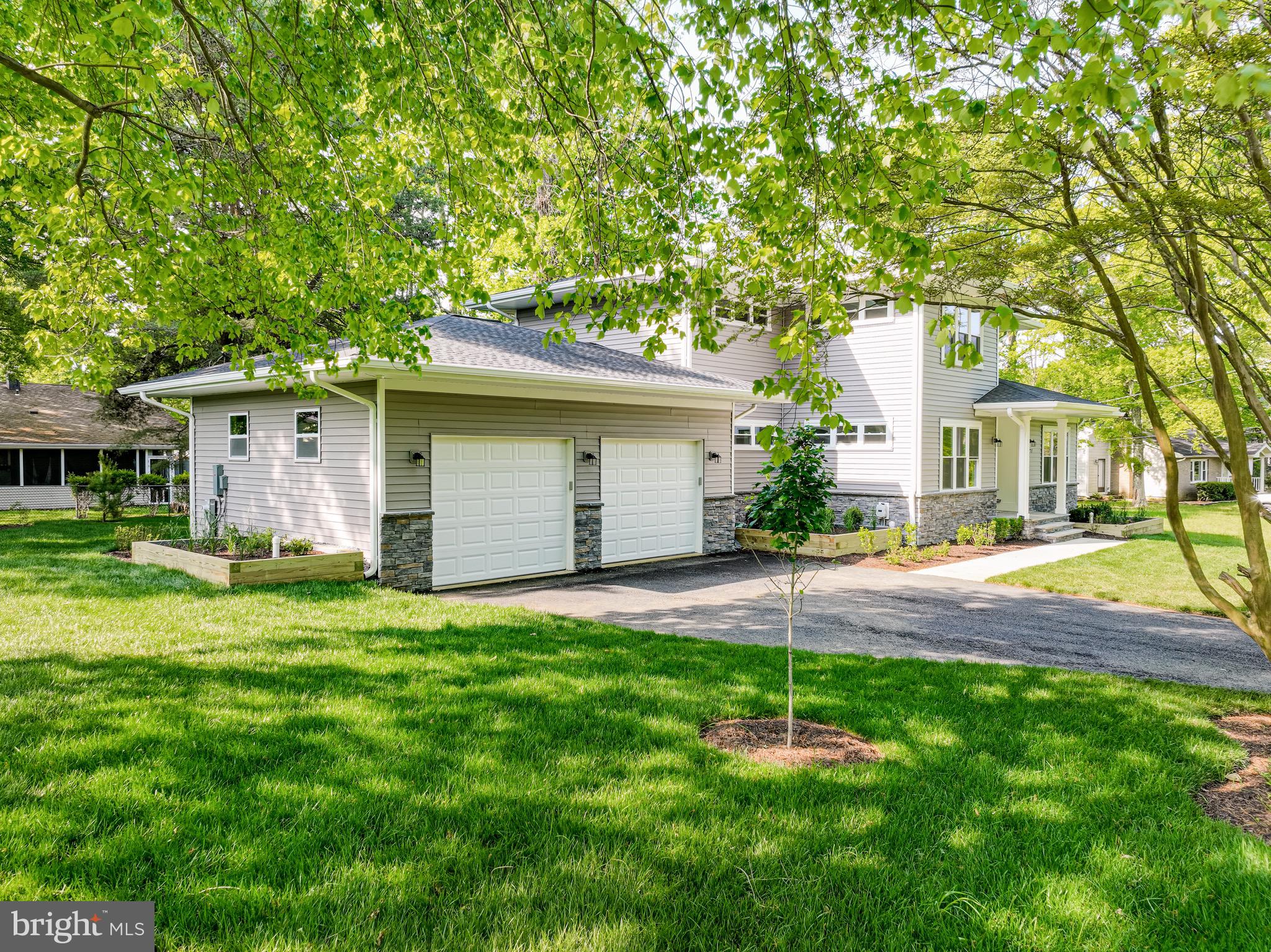 OYSTER HARBOR - Residential