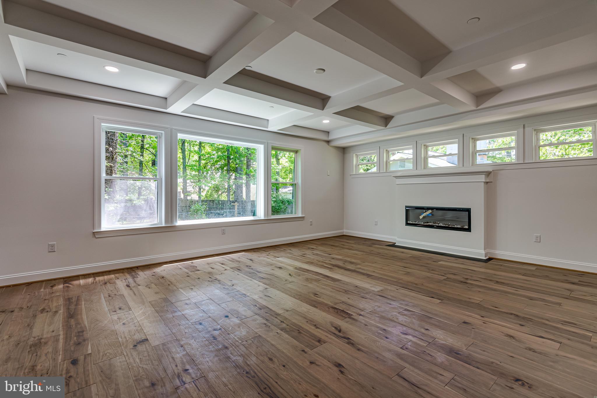 OYSTER HARBOR - Residential