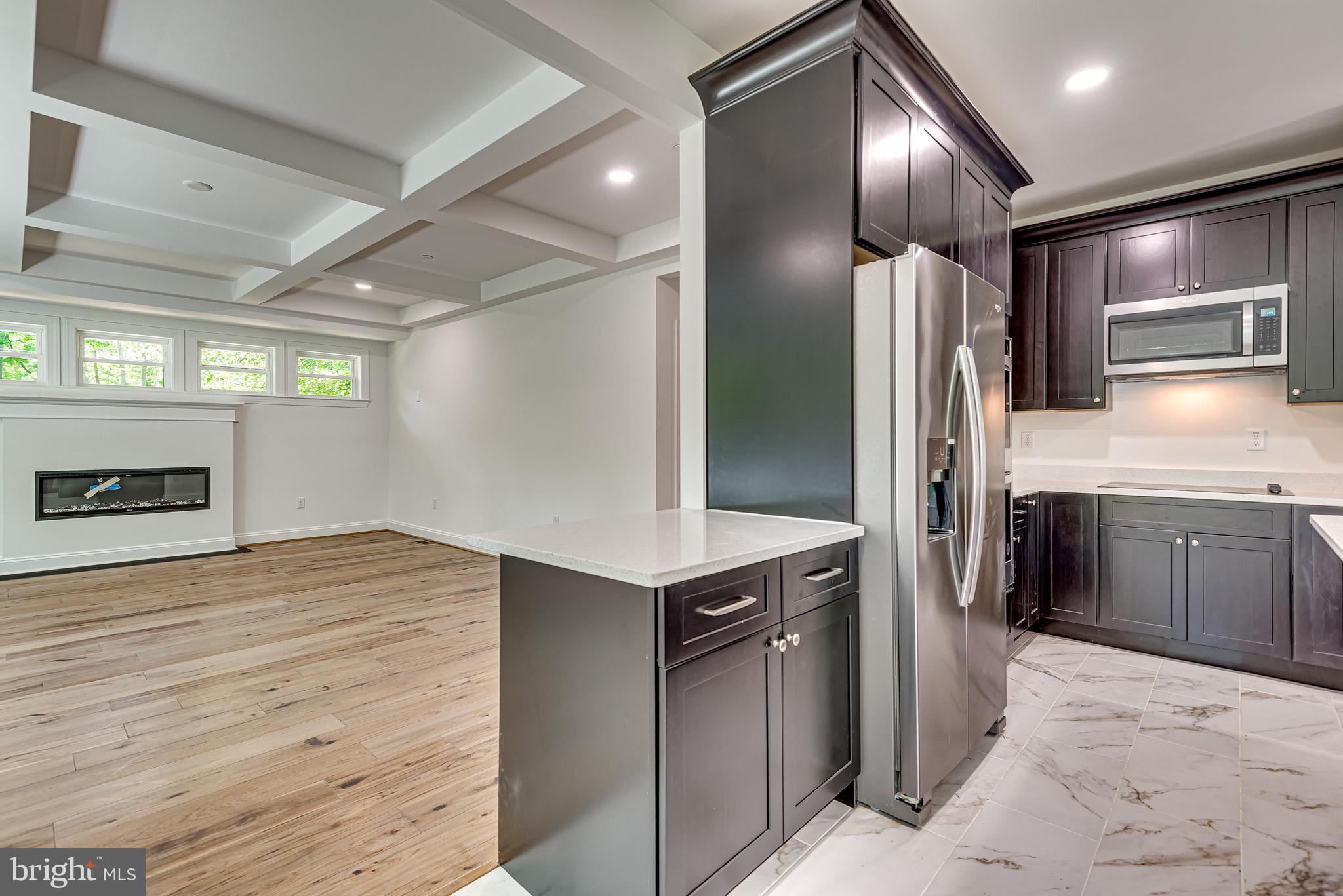 OYSTER HARBOR - Residential