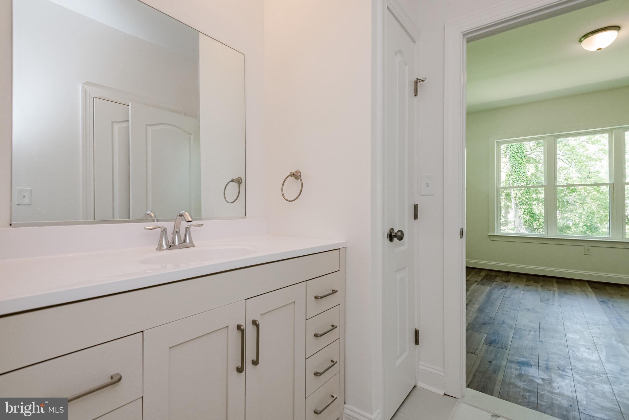 OYSTER HARBOR - Residential