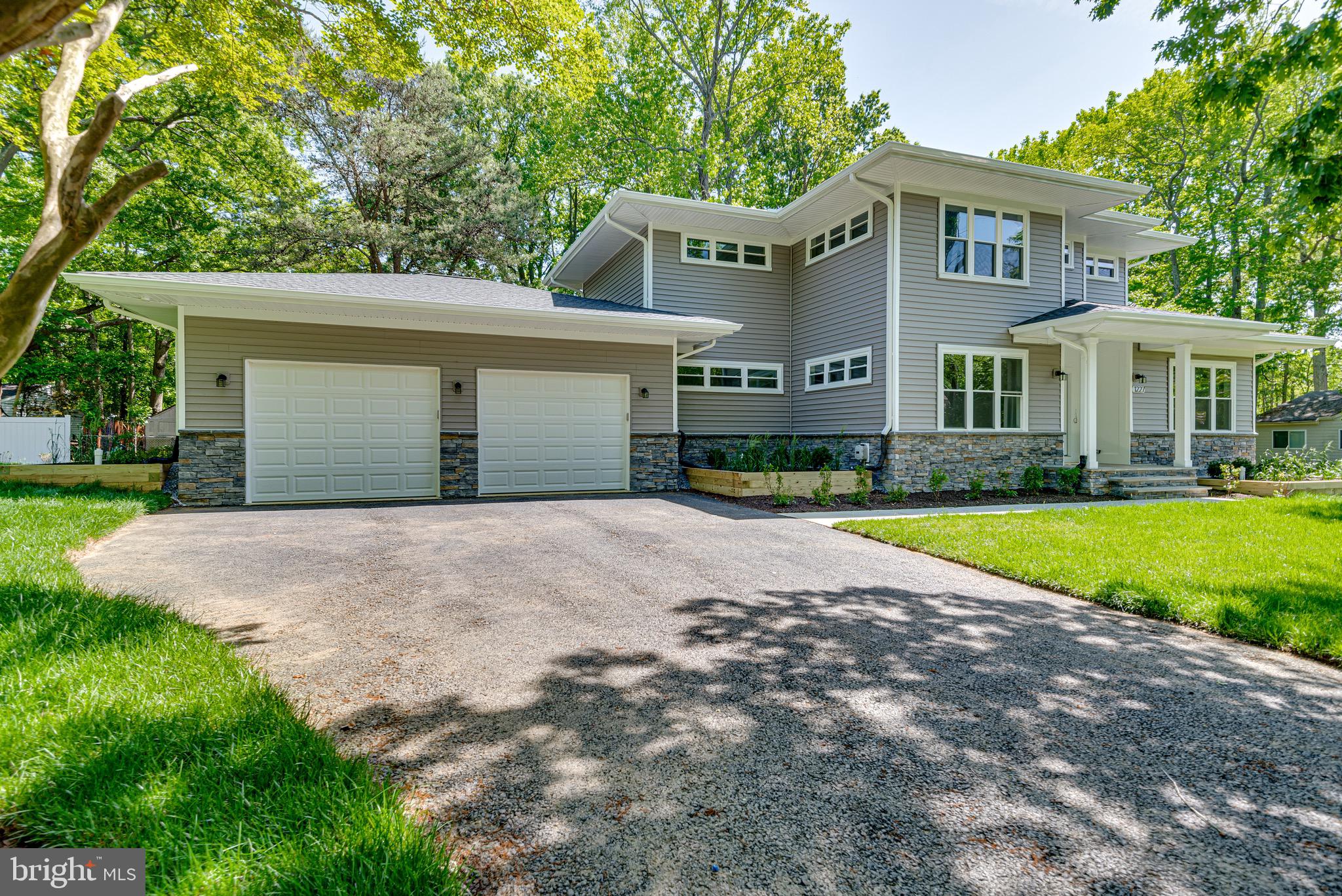 OYSTER HARBOR - Residential