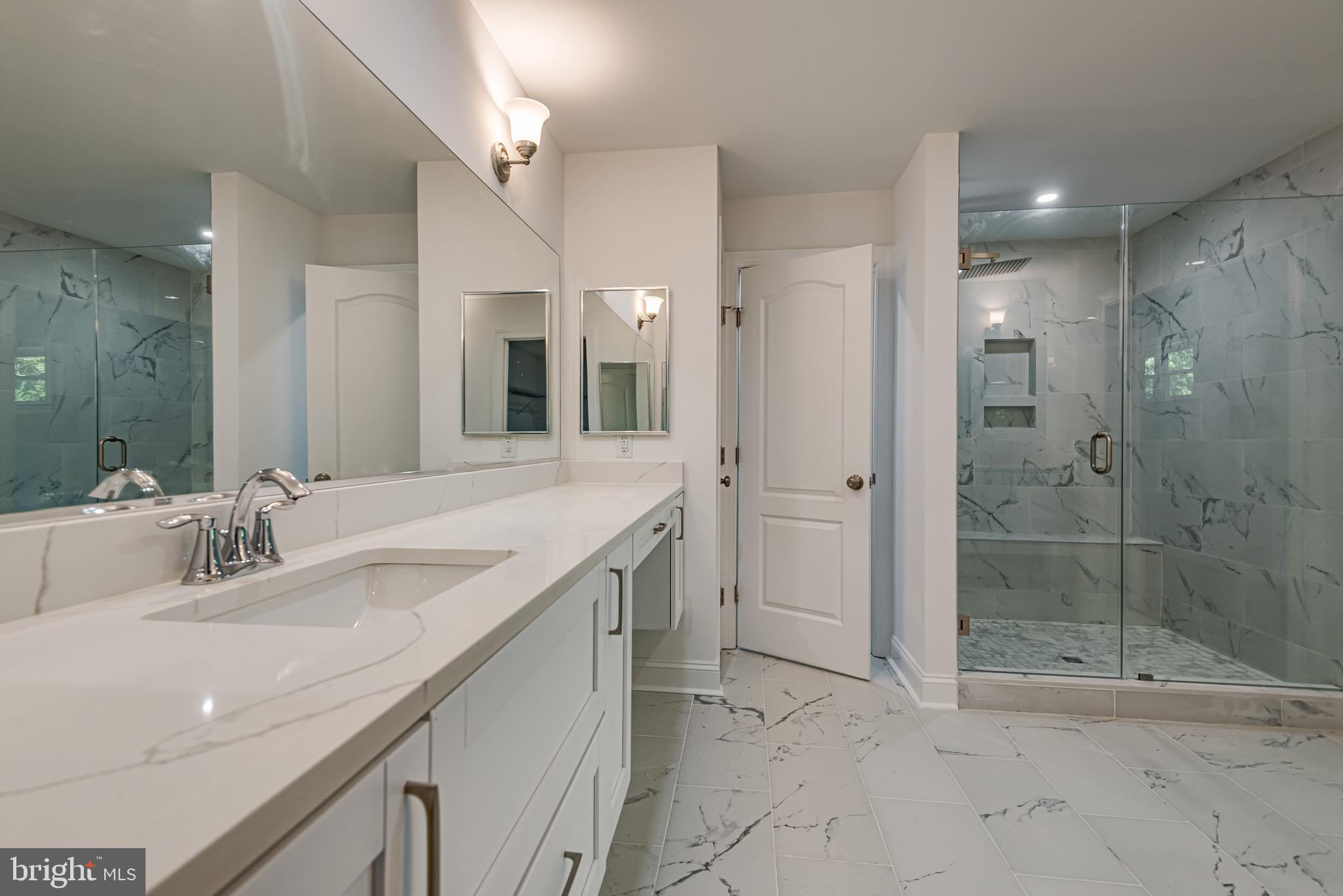 OYSTER HARBOR - Residential